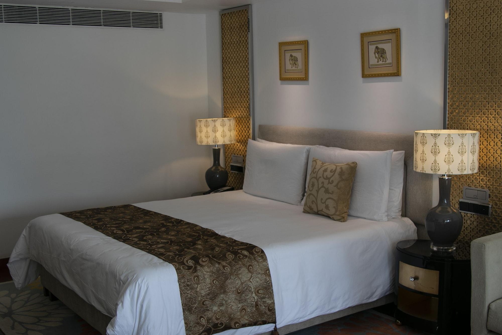 The Leela Kovalam, A Raviz Hotel Thiruvananthapuram Bagian luar foto